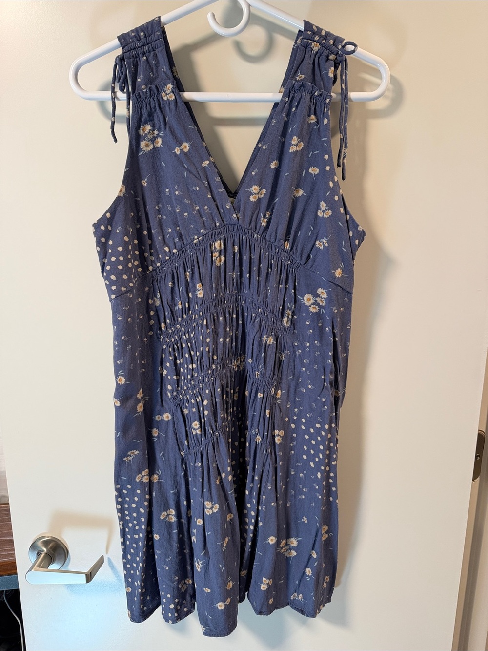 Lucky Brand Navy Floral Smocked V-Neck Mini Dress
